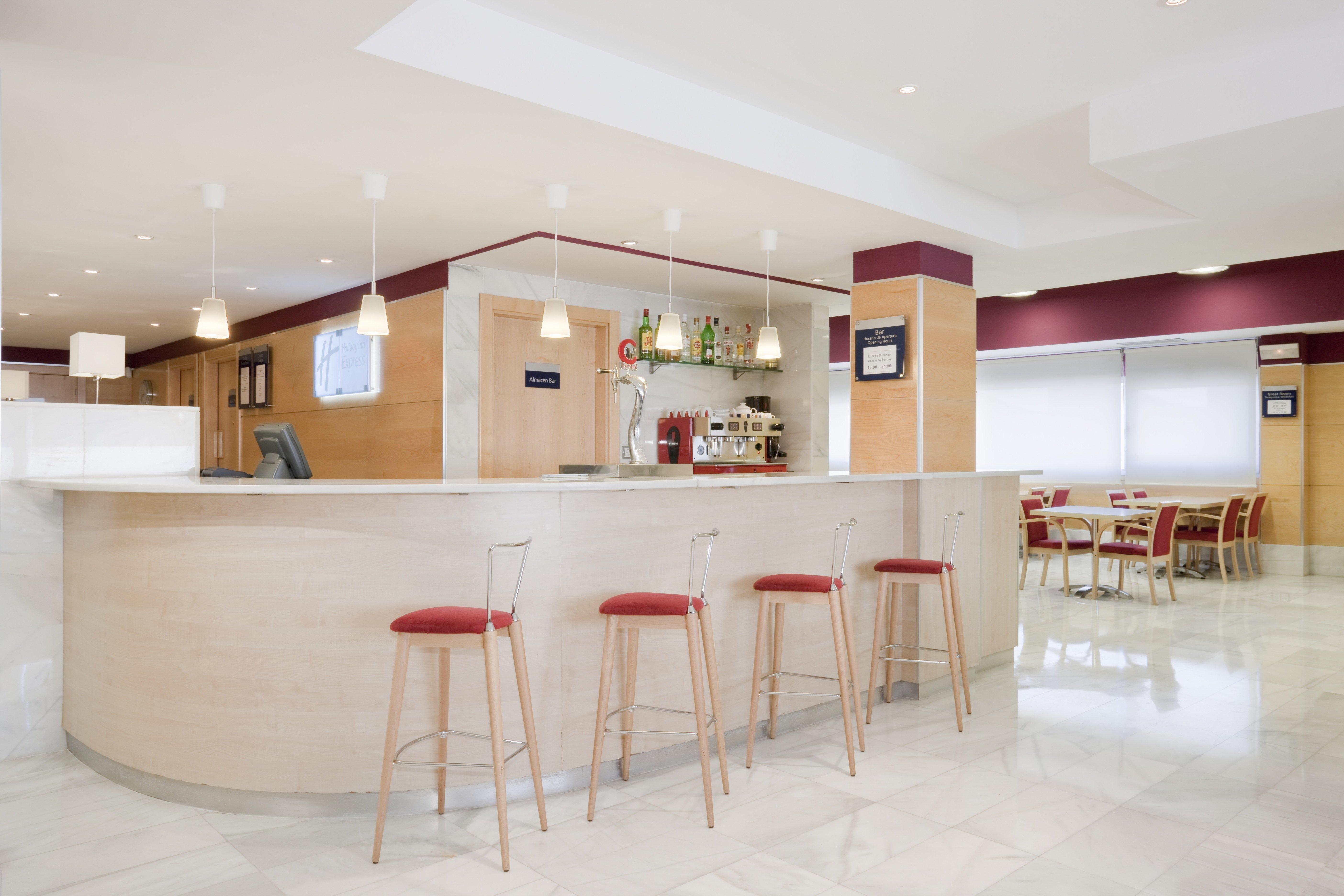 Holiday Inn Express Alcobendas By Ihg Bagian luar foto
